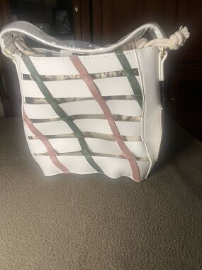 Mersi Woven White Bucket Bag Vegan Leather Rope Strap Crossbody